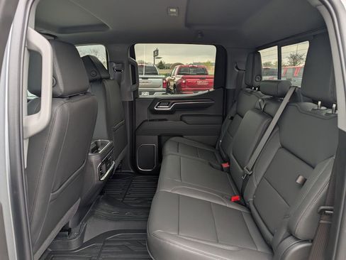 New 2026 GMC Sierra 1500 SLT w/ SLT Premium Plus Package AWD/4WD image 7