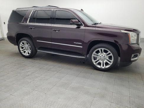 Used 2017 GMC Yukon SLT w/ Premium Edition RWD image 11