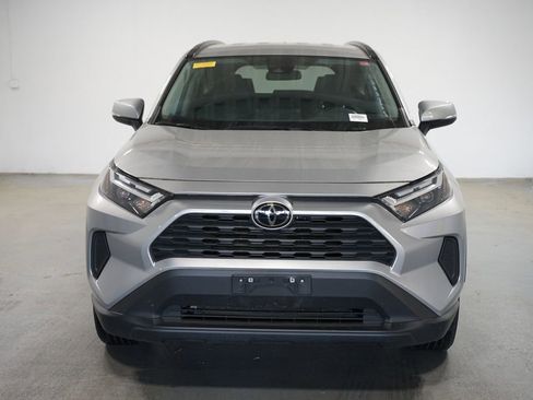 Used 2024 Toyota RAV4 XLE FWD image 2