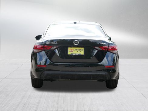Certified 2023 Nissan Sentra SV FWD image 6