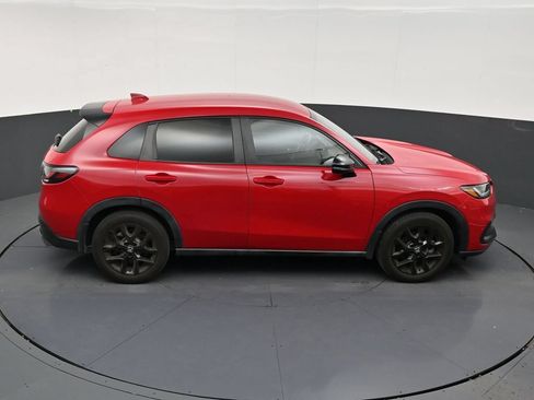 Used 2025 Honda HR-V Sport image 16