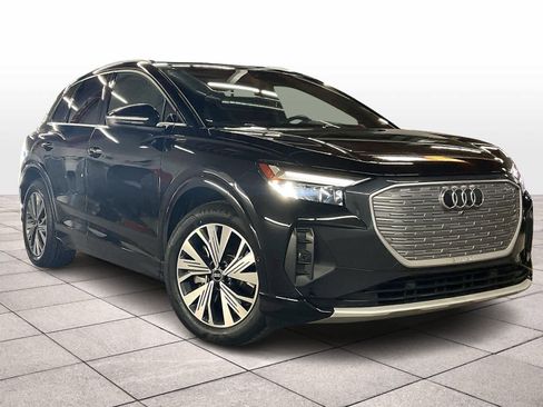 Used 2023 Audi Q4 e-tron Premium Plus w/ Premium Plus image 2