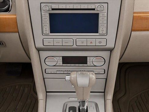 Used 2008 Lincoln MKZ AWD image 9