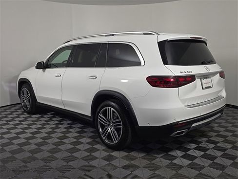 Certified 2025 Mercedes-Benz GLS 450 4MATIC image 3