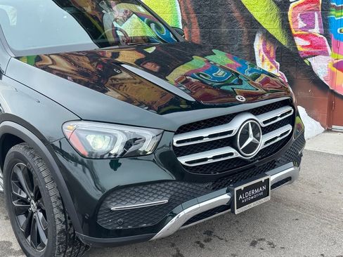 Used 2022 Mercedes-Benz GLE 350 4MATIC w/ Premium Package image 2
