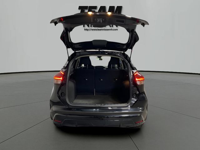 Certified 2023 Nissan Kicks SV FWD image 6