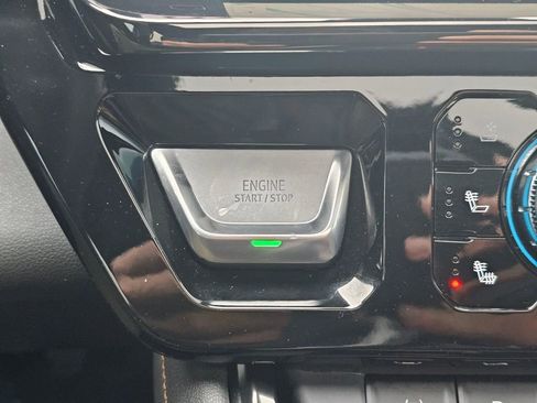 Used 2023 GMC Sierra 1500 AT4 w/ AT4 Premium Package image 35