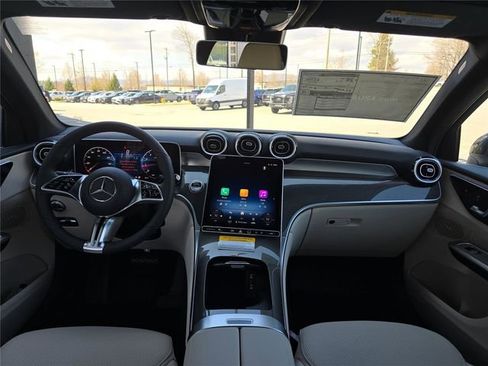 New 2026 Mercedes-Benz GLC 300 4MATIC image 18