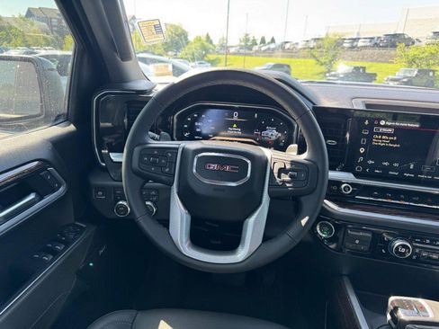 Used 2026 GMC Sierra 1500 Elevation w/ Elevation Premium Package AWD/4WD image 13