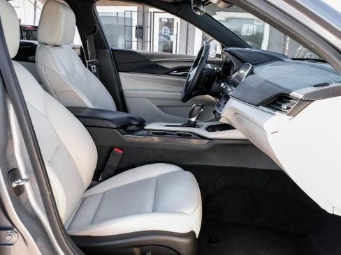 Used 2022 Cadillac CT4 Luxury w/ Sun And Sound Package image 45