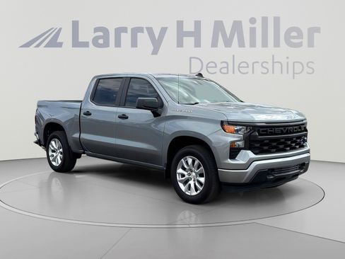 Used 2026 Chevrolet Silverado 1500 Custom RWD image 8