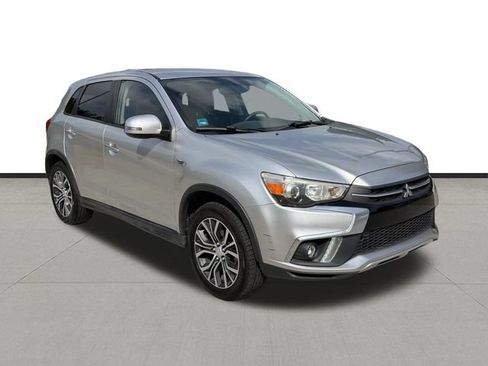Used 2019 Mitsubishi Outlander Sport SE FWD image 3