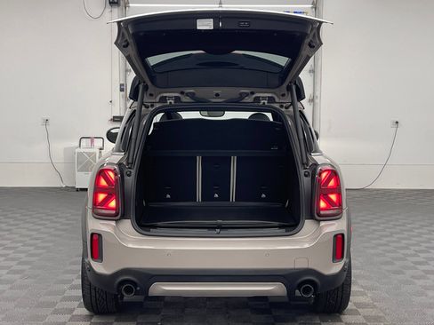 Used 2024 MINI Cooper Countryman S w/ Signature Upholstery Package FWD image 12