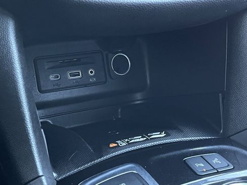 Used 2024 Chevrolet Equinox Premier image 20