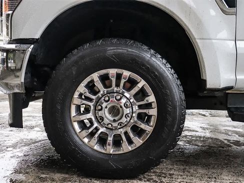 Used 2022 Ford F350 XLT w/ XLT Premium Package image 11