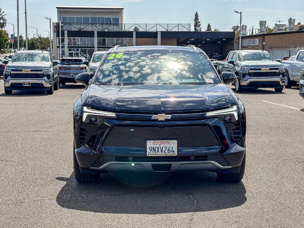 Used 2024 Chevrolet Blazer EV LT AWD/4WD image 6