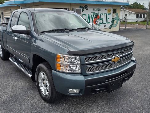 Used 2013 Chevrolet Silverado 1500 LTZ AWD/4WD image 3