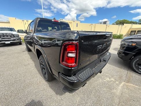 New 2026 RAM 1500 Big Horn AWD/4WD image 3