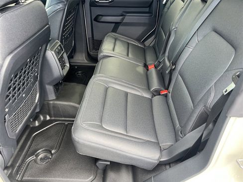 New 2026 Ford Bronco Badlands image 17