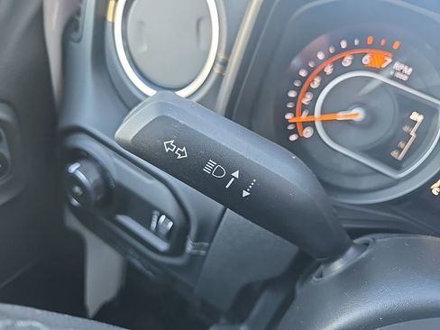 New 2026 Jeep Wrangler Unlimited Sahara AWD/4WD image 39