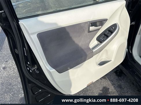 Used 2010 Toyota Prius Five image 13