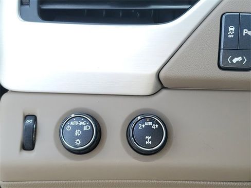 Used 2017 GMC Yukon SLE w/ Convenience Package image 22