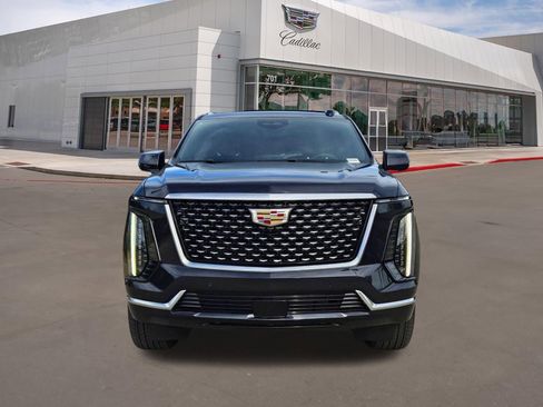 New 2026 Cadillac Escalade ESV Luxury w/ LPO, Floor Liner Package AWD/4WD image 2