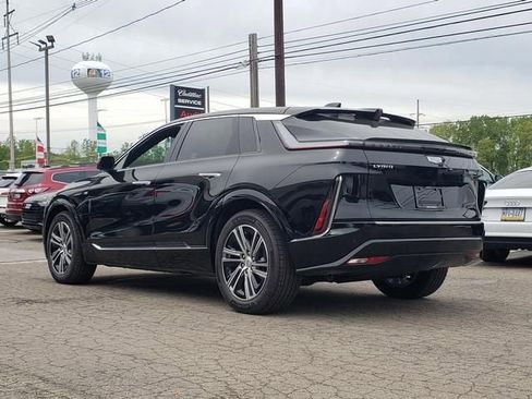 New 2025 Cadillac Lyriq Luxury w/ LPO, Floor Liner Package image 7