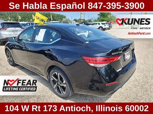 Used 2024 Nissan Sentra SV FWD image 8