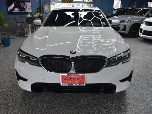 Used 2020 BMW 330i xDrive Sedan w/ Convenience Package AWD/4WD image 11
