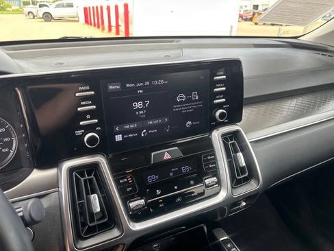 Used 2021 Kia Sorento S AWD/4WD image 16
