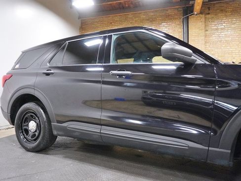Used 2021 Ford Explorer 4WD Police Interceptor w/ Ultimate Wiring Package image 9