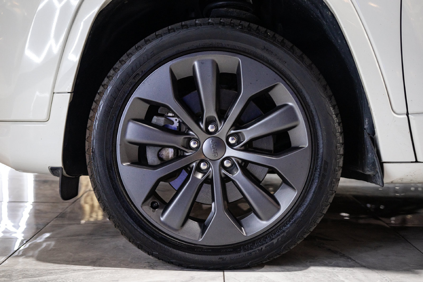 Used 2019 Jeep Cherokee High Altitude AWD/4WD image 33