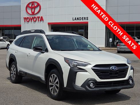 Used 2023 Subaru Outback Premium AWD/4WD image 1