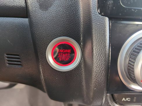 Used 2019 Honda Fit EX image 28