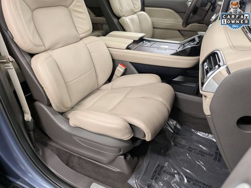 Used 2022 Lincoln Navigator Reserve AWD/4WD image 33