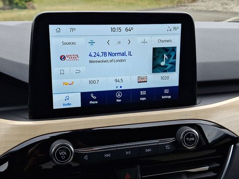 Used 2022 Ford Escape Titanium w/ Titanium Elite Package image 18