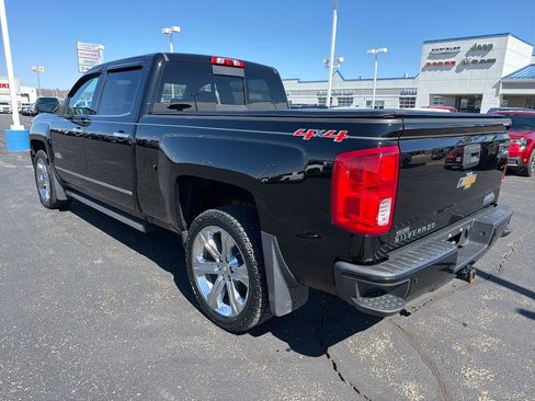 Used 2017 Chevrolet Silverado 1500 High Country image 3