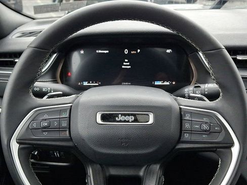 Certified 2024 Jeep Grand Cherokee Laredo X w/ Luxury Tech Group I image 24