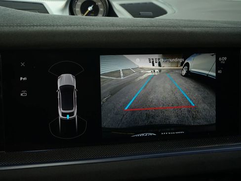 Used 2024 Porsche Cayenne Turbo GT image 22