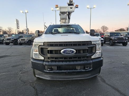 Used 2020 Ford F450 XL w/ Power Equipment Group image 2