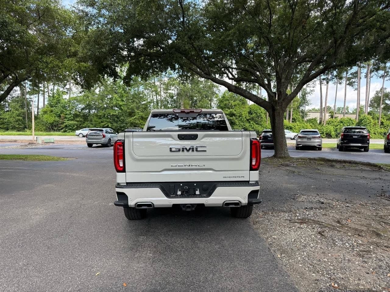 Used 2026 GMC Sierra 1500 Denali Ultimate AWD/4WD image 6