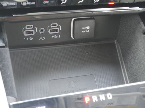 Used 2021 Jeep Grand Cherokee L Overland w/ Luxury Tech Group IV AWD/4WD image 13