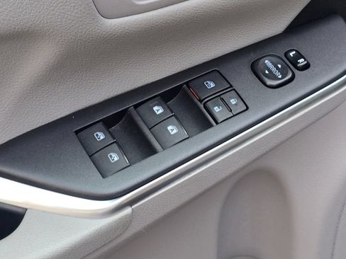 Used 2016 Toyota Camry LE FWD image 22