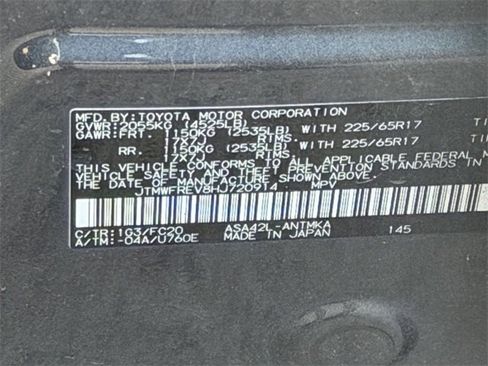 Used 2017 Toyota RAV4 XLE image 10