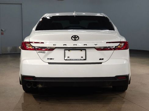 New 2026 Toyota Camry SE FWD image 6