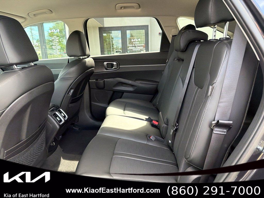 New 2026 Kia Sorento S AWD/4WD image 18