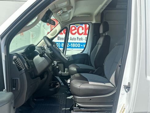 New 2025 RAM ProMaster 2500 w/ Convenience Group image 21