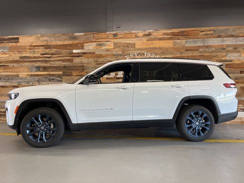 New 2026 Jeep Grand Cherokee L Limited AWD/4WD image 17