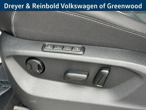 New 2026 Volkswagen Atlas Cross Sport SEL Premium R-Line AWD/4WD image 26